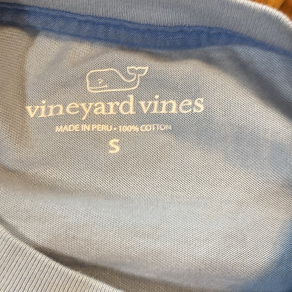 Vineyard vines, size small blue, long sleeve pocketed T-shirt - Picture 3 of 6